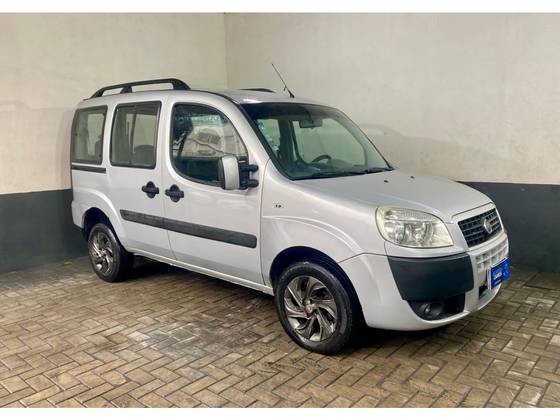 FIAT DOBLÒ 1.8 MPI ESSENCE 16V FLEX 4P MANUAL FIAT DOBLÒ 1.8 MPI ESSENCE 16V FLEX 4P MANUAL